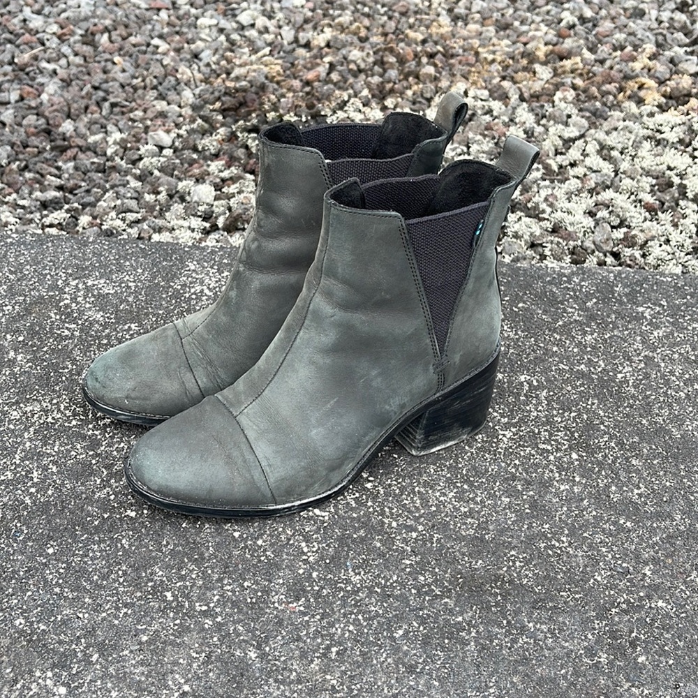 Toms Leather Boots